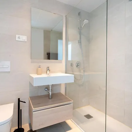25 Mesas Big Terrace With Indoor & Outdoor Pool & Gym *